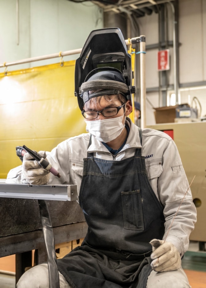 溶接工程・入社7年目(石川 大雄)